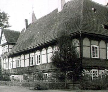 Gut Grevenburg, Familiensitz des Freiherren von Oeynhausen: Südflügel