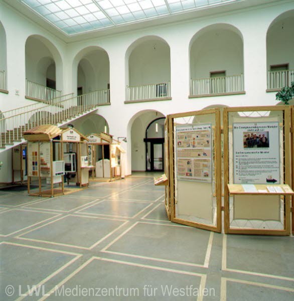 10_7315 Ausstellungen im LWL-Landeshaus, Freiherr vom Stein-Platz