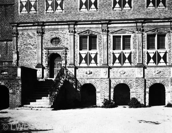 04_1648 Burgen, Schlösser, Herrenhäuser