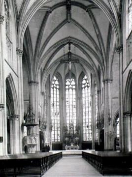 Die St. Ludgerus-Kirche, (Billerbecker Dom): Hauptschiff Richtung Chor - neugotische Basilika, erbaut 1892-1898 von Wilhelm Rincklake
