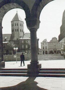 Blick vom St. Liborius Dom zur Gaukirche (St. Ulrich-Kirche)