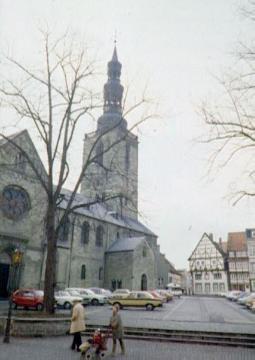 Nördliche Ansicht der ev. Pfarrkirche St. Petri