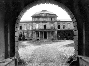 Haus Stapel: Klassizistisches Herrenhaus, Hofansicht, errichtet 1819 nach Entwürfen von August Reinking - Ansicht um 1930?
