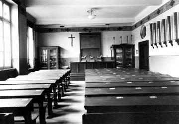 Landwirtschaftliche Winterschule (Aus- und Fortbildungsstätte), Klassenzimmer, um 1920?