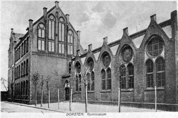 Alte Postkartenansicht: Gebäude des Gymnasiums "Petrinum" (1902-1923)