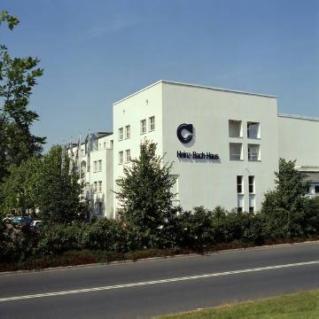 Heinz-Bach-Haus, Eintrachtstraße: Schulungszentrum der Continentale-Versicherungsgesellschaft