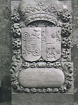 Wappenstein der Grafen zur Lippe am Fürstlichen Residenzschloss in Detmold (Krs. Lippe)