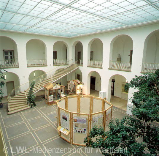 10_7311 Ausstellungen im LWL-Landeshaus, Freiherr vom Stein-Platz