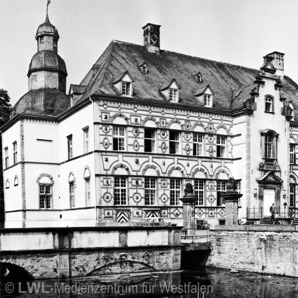 04_1535 Burgen, Schlösser, Herrenhäuser