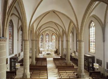 Pfarr- und Propsteikirche St. Clemens, Kirchenschiff Richtung Chor - Hallenkirche, erbaut 1522-1526