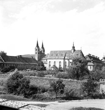 Kirche St. Stephanus und Vitus (Kloster Corvey), 1950: Südseite der Abteikirche des ehemaligen ehemaligen Benediktinerklosters