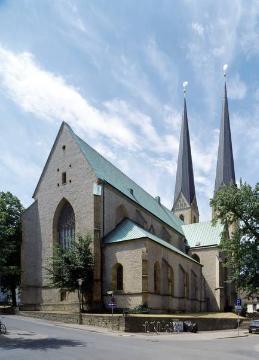 Evangelische Neustädter Marienkirche, chorseitige Ansicht der gotischen Hallenkirche