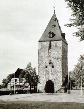 Stadttor in Stromberg: verbliebener Torturm der einstigen Burganlage