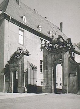 Frontseite des Hirschberger Tores