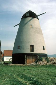 Turm der Windmühle in Veltheim