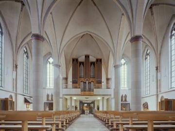 Propsteikirche St. Cyriakus, Kirchenhalle Richtung Orgelprospekt - neugotische Hallenkirche, erbaut 1861/62 nach Plänen von Emil von Manger, Oelde