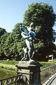 Gartenstatue im Schlosspark des Fürstlichen Residenzschlosses