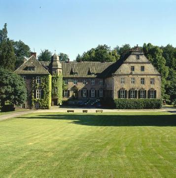 Haus Ostenwalde in Melle-Oldendorf, ehemaliger Hauptsitz der Familie des Oberpräsidenten der Provinz Westfalen Ludwig Freiherr von Vincke (1774–1844)