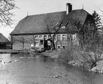 Haus Rüschhaus, Seitenansicht mit Gräfte, um 1930?