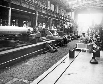 Borsigwerke, in der Mechanischen Werkstatt: Maschinenpark in der Haupthalle