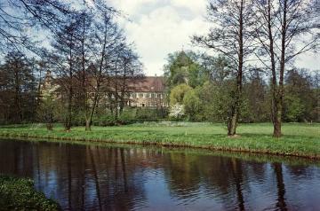 Schloss Rheda mit Gräfte