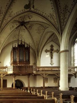 Kath. Pfarrkirche St. Magnus, Kirchenschiff mit Orgelemporte - 1489-1522 erbaute Hallenkirche