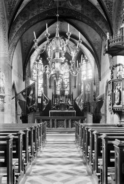 Kirchenhalle der ev. Pauluskirche, Dorsten-Hervest, 1918 - Blick Richtung Altar. Vergleichsaufnahme von 2013 siehe Bild 11_3027