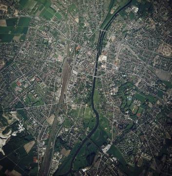 Rheine-Stadt, westliches Stadtgebiet, Verlauf der Ems, Kalksteinabbau im Südwesten von Rheine