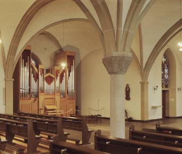 Kath. Pfarrkirche St. Josef, seitliches Kirchenschiff mit Orgel - 1449 erbaut als Leprosenkirche neben den 1326-1346 von Münsteraner Bürgern errichteten Aussätzigenhäusern, Standort: Straße "Kinderhaus"