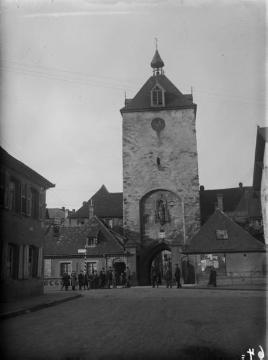 Ortsimpressionen, Westfront 1914-1918: Stadttor in Molsheim, Elsass, undatiert