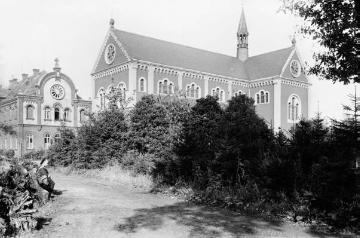 Ehemaliges Kloster Maria Veen (bis 1952), erbaut 1888-1912 auf ehemaligem Moorgelände, ab 1952/1958 Gymnasium der Mariannhiller Missionare