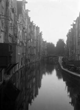 Richard Schirrmann, Reiseimpressionen: Gracht in Amsterdam, undatiert