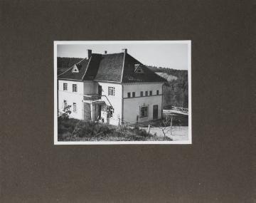 Jugendherberge - in: Fotoalbum "Reichsverband Deutsche Jugenherbergen - Bilder aus dem Jugenherbergswerk", ohne Angaben, undatiert