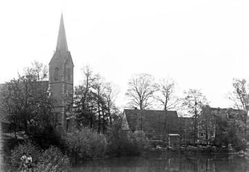 Werseufer in Münster-Handorf mit Blick auf die St. Petronilla-Kirche, undatiert, um 1920?