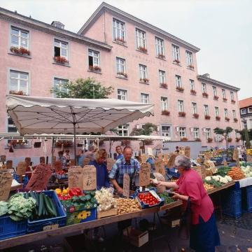 Altstadt-Wochenmarkt am Vreithof
