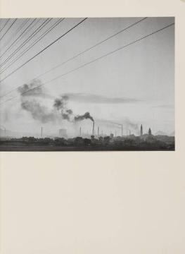 Industrielandschaft in Völklingen - Motiv aus einem Fotoalbum des Jugendherbergswerkes Saarland für Richard Schirrmann zum 80. Geburtstag 1954, Fotografien von Joachim Lischke, undatiert