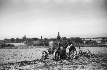 Bei der Feldarbeit - Urlaubsimpressionen aus Kalkhorst an der Ostsee zwischen Lübeck und Wismar (Mecklenburg), um 1935