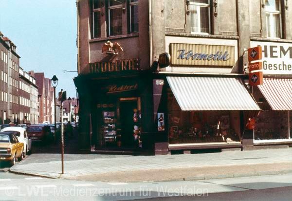 10_10279 Traditionsgeschäfte in Münster - Die Kaufmannschaft der Warendorfer Straße: Aus dem Familienalbum Karl-Heinz und Marianne Reckfort, 1940er bis 1980er Jahre