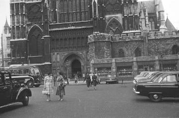 London, Westminster Abbey - Impressionen einer Englandreise Richard Schirrmanns 1959 mit Besuch einheimischer Jugendherbergen (Original unbezeichnet)