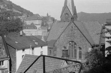 Ortsbild mit Reformierter Kirche in Altena, undatiert, 1950er Jahre?