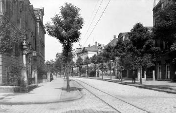 Die Reitzensteinstraße in Recklinghausen - links das Amtsgericht, 1917. Vergleichsaufnahme von 2012 siehe Bild 11_3085.