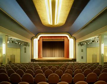 Stadttheater Beckum, Lippweg 4-6: Der große Saal mit Blick zur Bühne