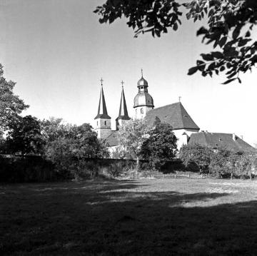 Pfarrkirche St. Jakobus d. Ä. und Christophorus mit Abtei Marienmünster, errichtet im 12. Jh. - Abtei gegründet 1128 als Benediktinerkloster, aufgehoben 1803