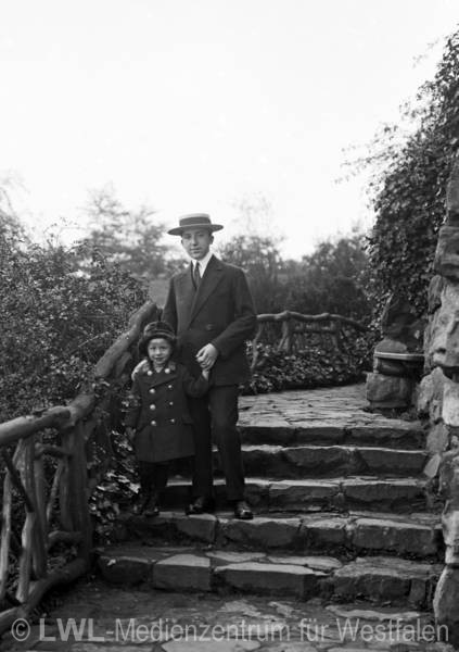 08_996 Slg. Schäfer - Familienbilder des Recklinghäuser Heimatfotografen Joseph Schäfer (1867-1938)