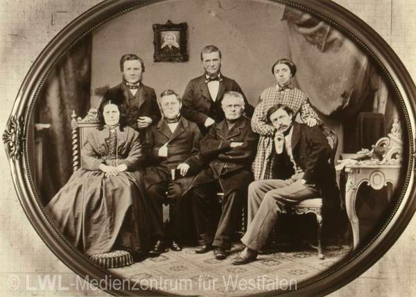 02_329 Aus privaten Bildsammlungen: Der Fotopionier Friedrich Hundt (1807-1887) - Slg. Schellen
