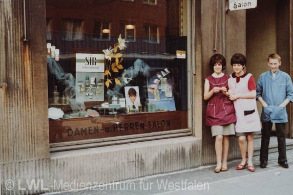 11_1301 Traditionsgeschäfte in Münster - Die Kaufmannschaft der Warendorfer Straße, aus dem Familienalbum Alfred Börding 1930er bis 1970er Jahre