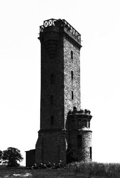Der Longinusturm in den Baumbergen, 30 m hoher Aussichtsturm aus Sandstein, errichtet 1897 auf dem 187 m hohen Westerberg, um 1950 für Fernmeldezwecke aufgestockt