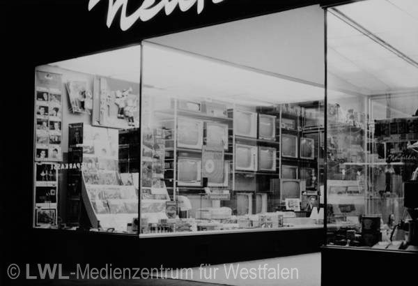 11_1252 Traditionsgeschäfte in Münster - Die Kaufmannschaft der Warendorfer Straße: Aus dem Familienalbum Horst und Hildegard Neufelder, 1950er bis 1980 Jahre