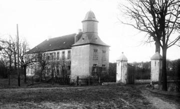 Vorburg der ehemaligen Wasserburg Haus Vogelsang in Datteln-Ahsen. Undatiert - um 1916 (vgl. 08_443).
