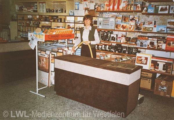 11_1261 Traditionsgeschäfte in Münster - Die Kaufmannschaft der Warendorfer Straße: Aus dem Familienalbum Horst und Hildegard Neufelder, 1950er bis 1980 Jahre